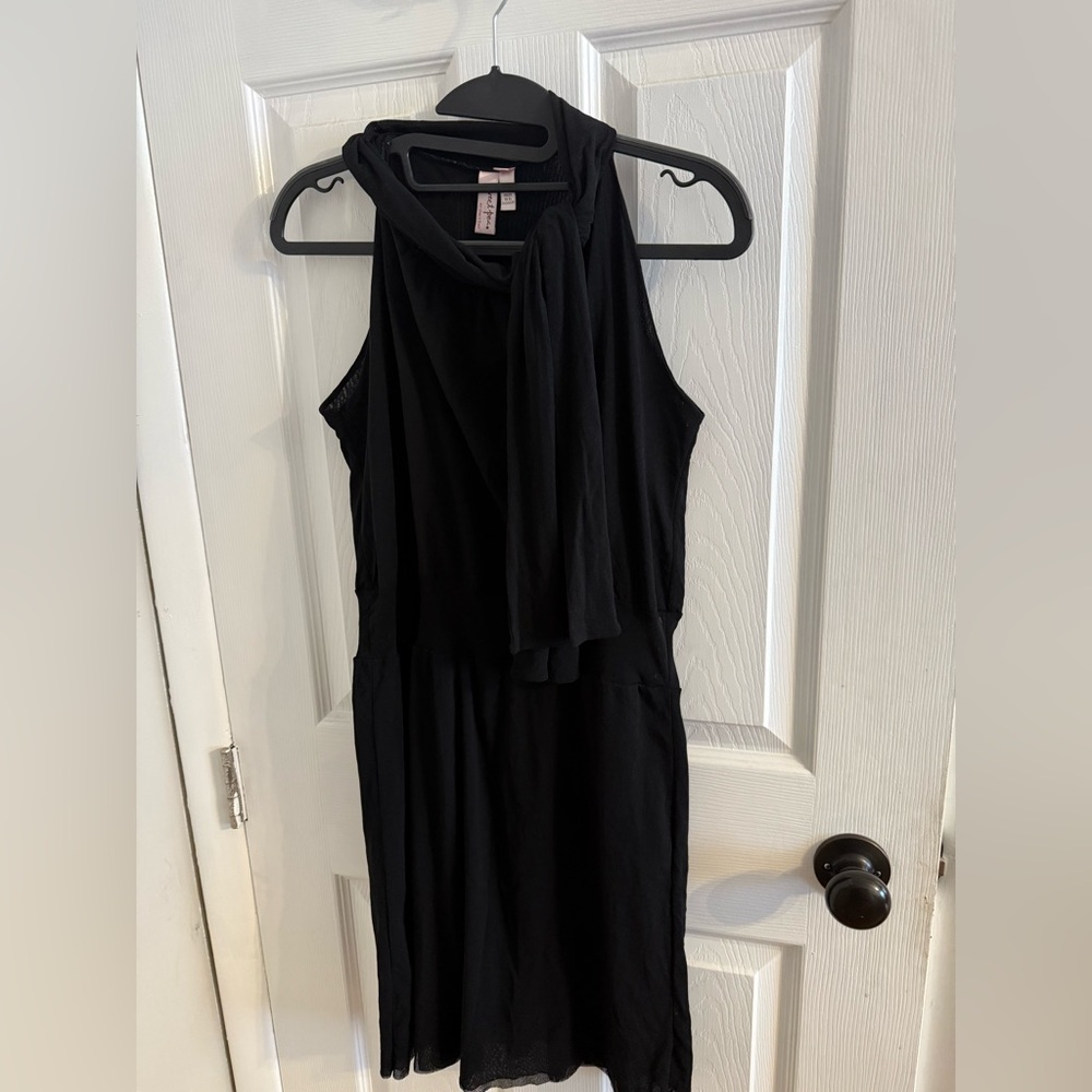 Sweet Pea by Stacy Frati Black Midi Dress